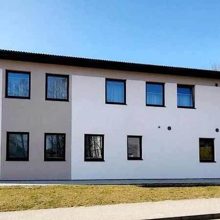 فندق Sveciu Namai "Robeda House" Kybartai المظهر الخارجي الصورة